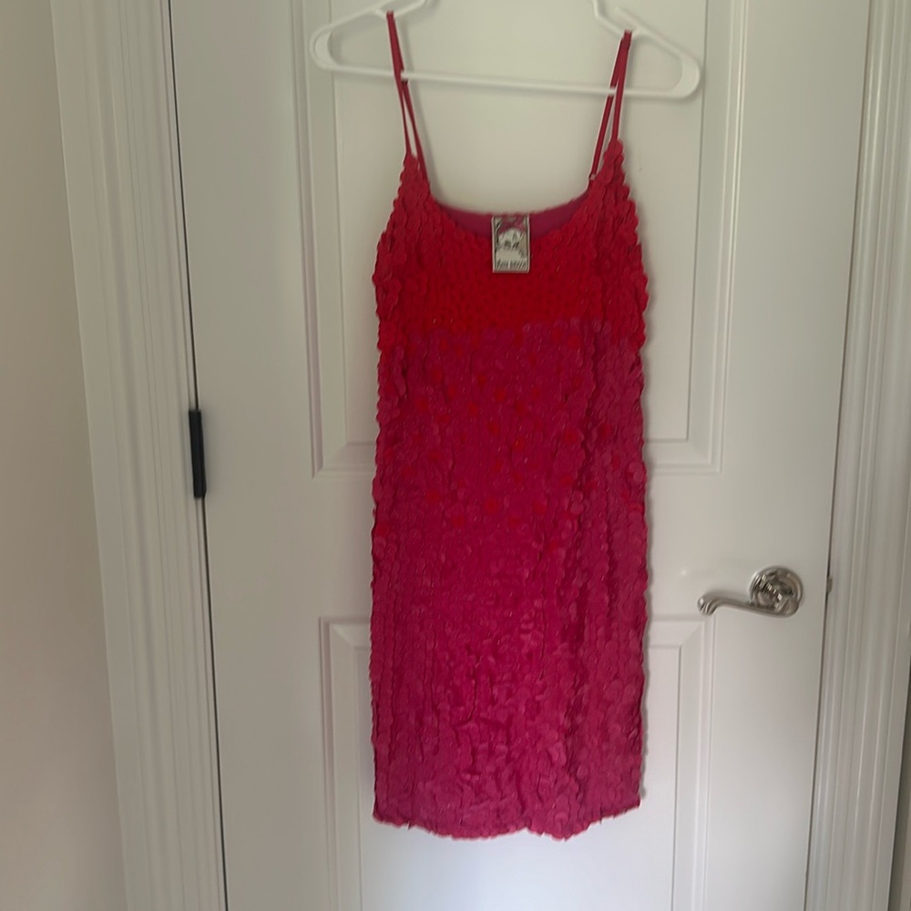 Yoana Baraschi beautiful mini dress. Perfect for any occasion
